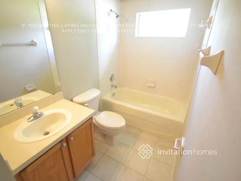 1021 Torreya Way — Photo 11