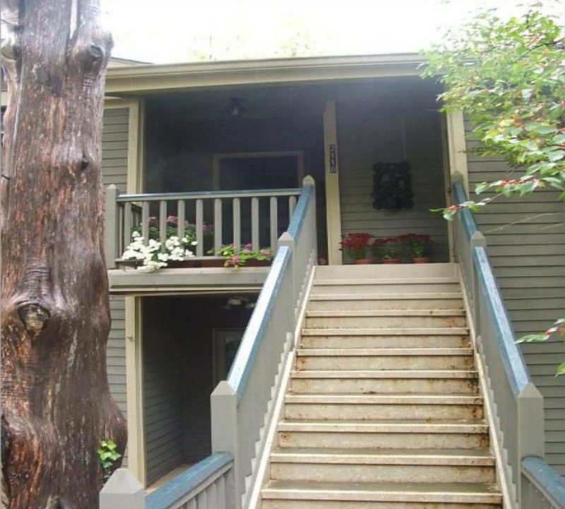 1st image of 2110 Greenwood Pl SW