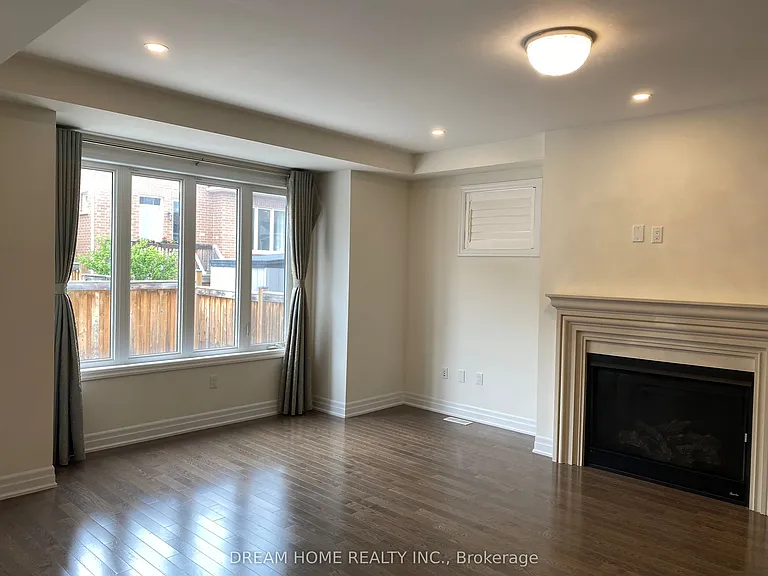 429 Ginger Gate — Photo 8
