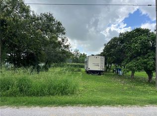 S 6th St, Mathis, TX 78368