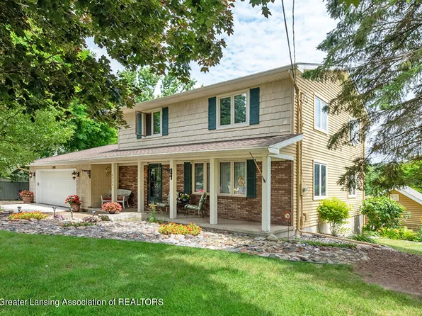 6704 E Galway Cir, Dimondale, MI 48821