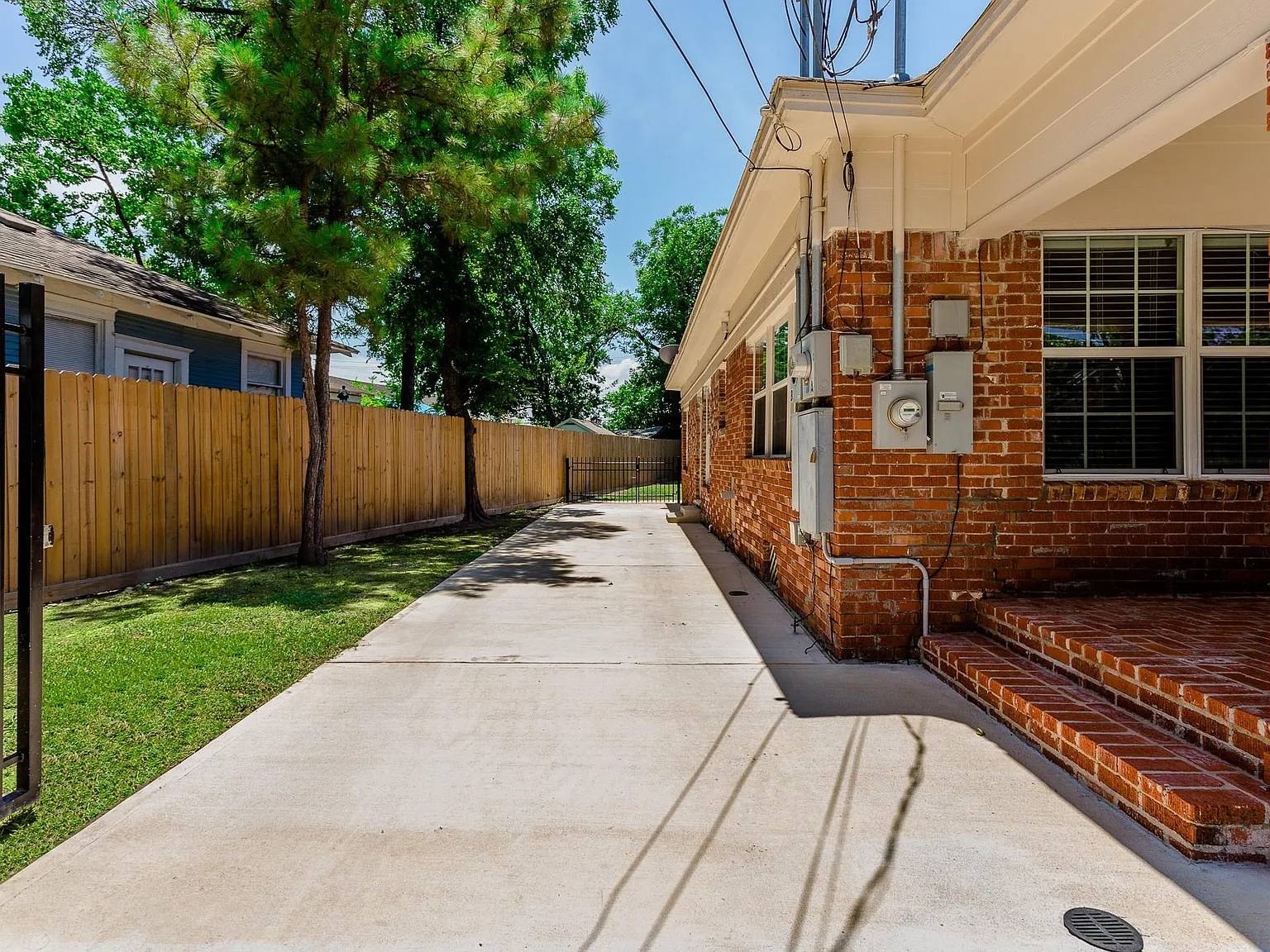 1 bed, 1.0 bath, 800 sqft, $1,425 — Photo 1
