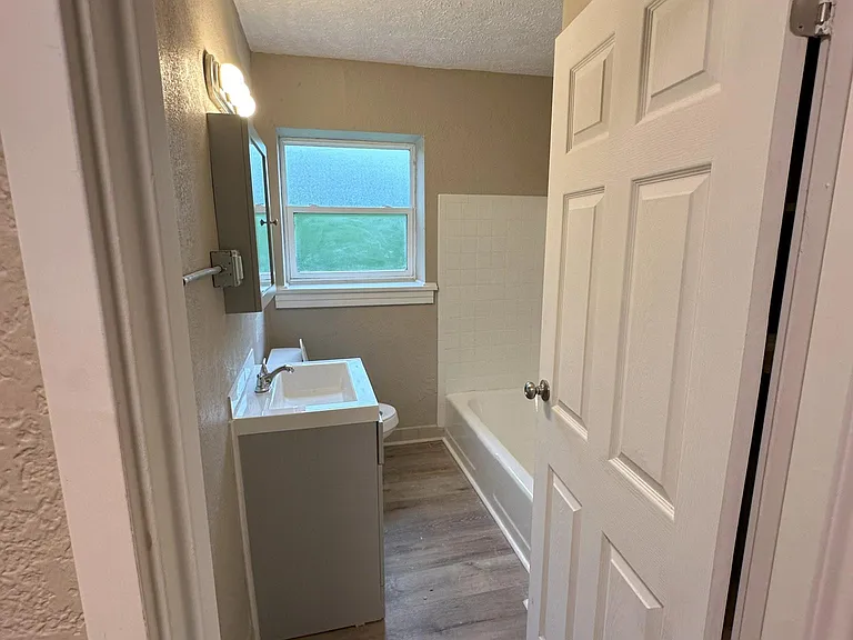 401 Mountain Valley St #B5 — Photo 10
