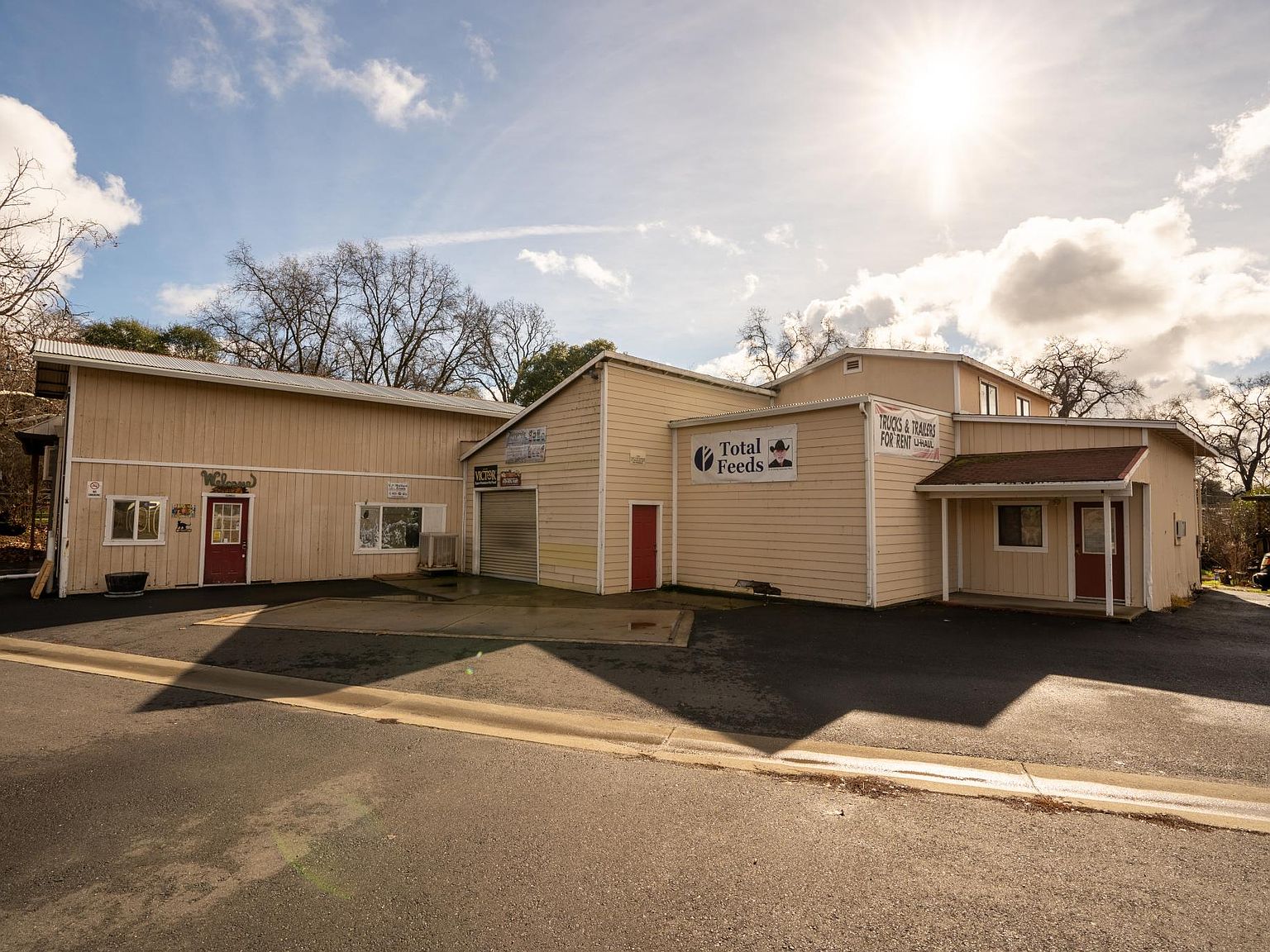 18389 Main St, Jamestown, CA 95327 | Zillow