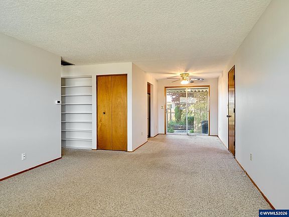 4th image of 1387 Hampton Way