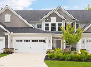 32008 Tuscan Ln, Avon Lake, OH 44012