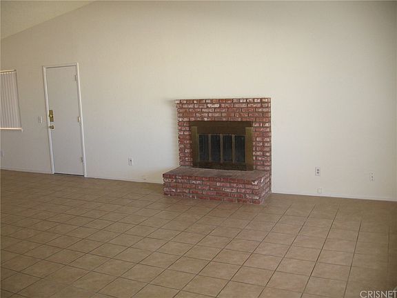 4th image of 15732 Valeport Ave