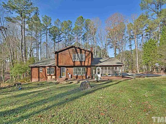 4th image of 1537 Clearwater Dr