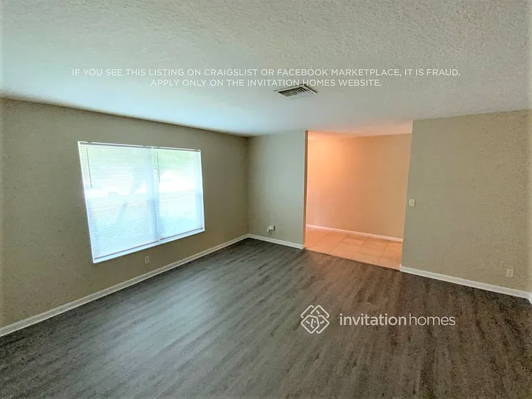 112 Granada St — Photo 9