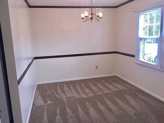 5th image of 33 Charles Parish Dr