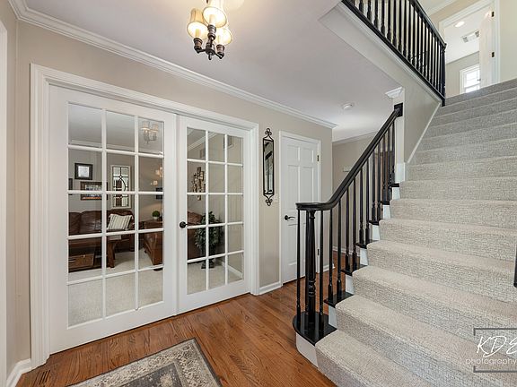 5th image of 992 Belaire Ct