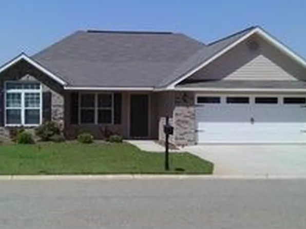 703 Madison Place Pkwy, Byron, GA 31008