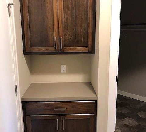 5th image of 1042 168th Ave NW