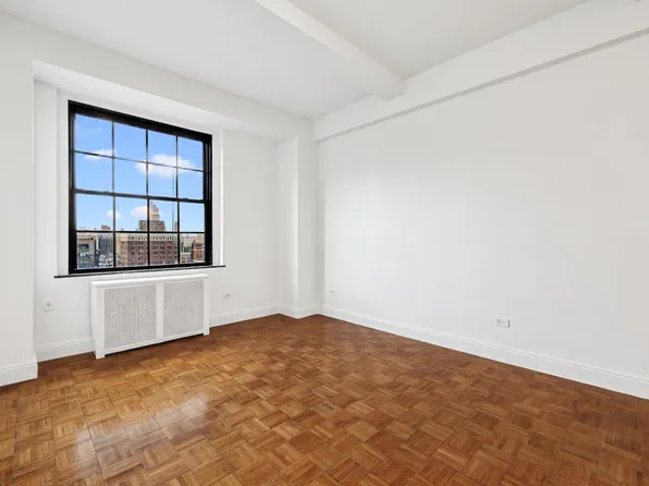 160 West 71st Street image 1 of 12