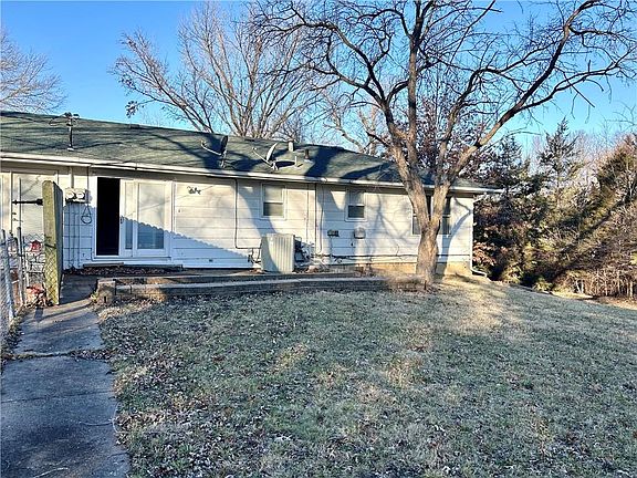5th image of 418 N 15th St