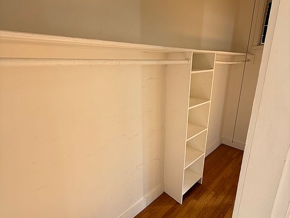 5th image of 2327 Van Ness Ave #5