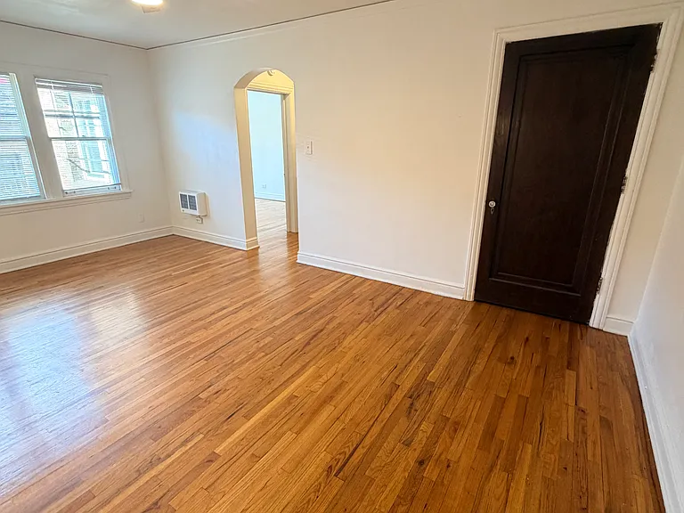 1275 N Washington St — Photo 15