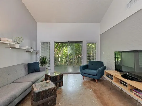 1305 Saint Edwards Dr #B, Austin, TX 78704