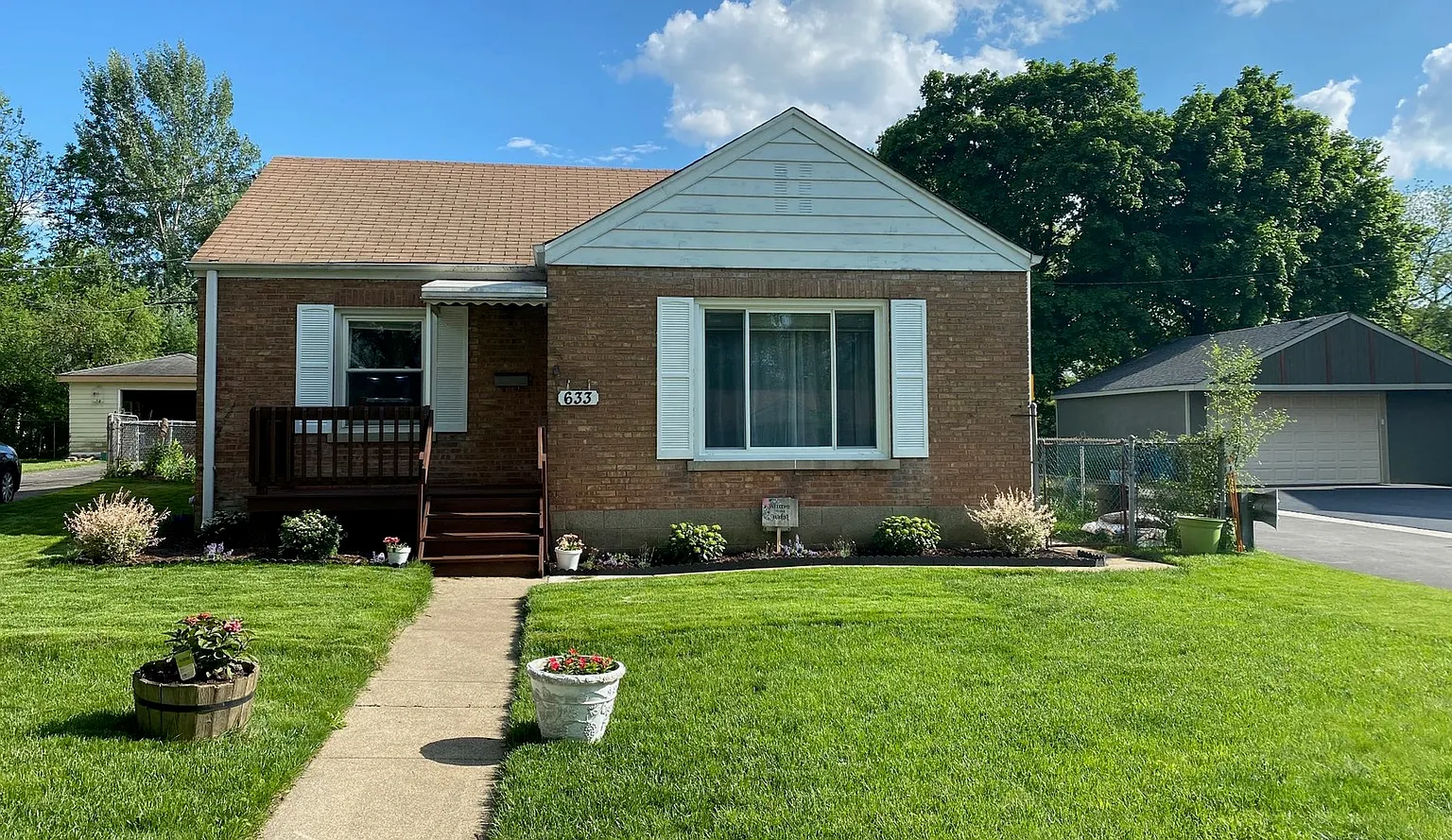 633 Chicago Ave photo 1