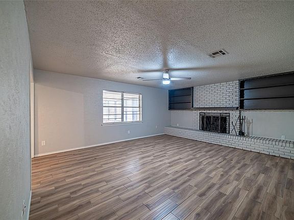 2nd image of 2708 N Redmond Ave