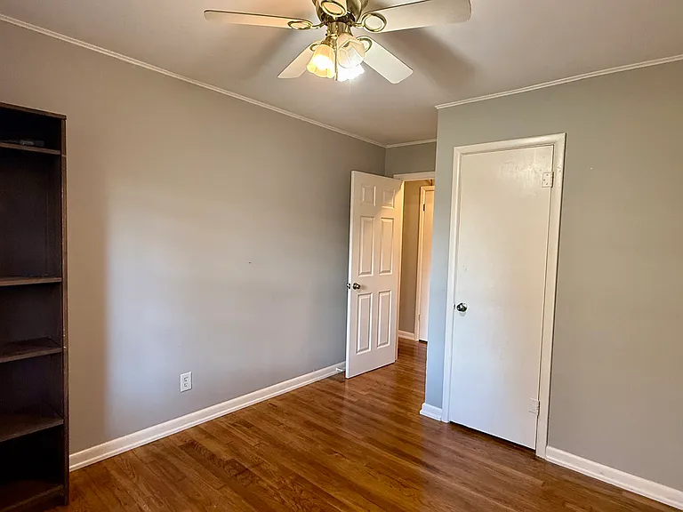 710 N 45th St — Photo 14