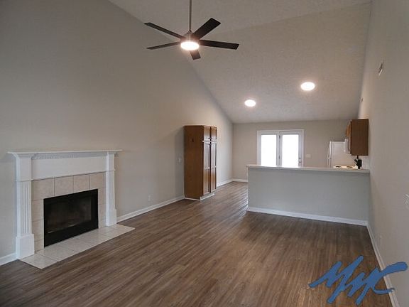 2nd image of 2665 Gold Valley Dr