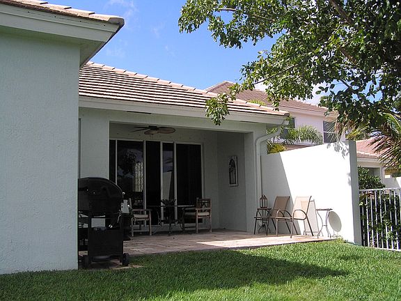 3rd image of 436 Belle Grove Ln