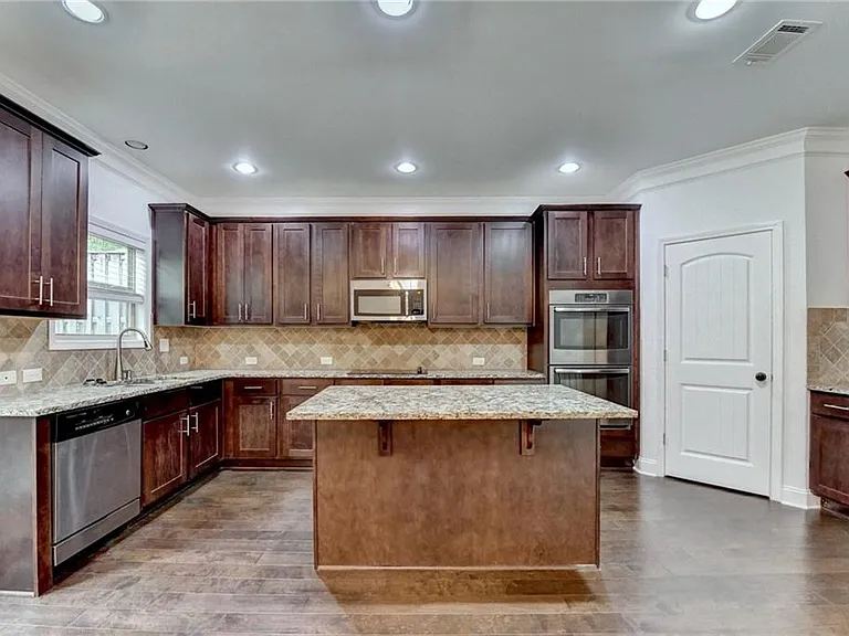 1159 Laurel Valley Ct — Photo 9