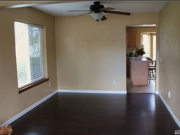 Separate Dining Area. 