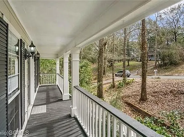 8020 Suzanne Way, Mobile, AL 36695