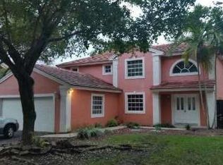 14711 SW 46th Ln, Miami, FL 33185