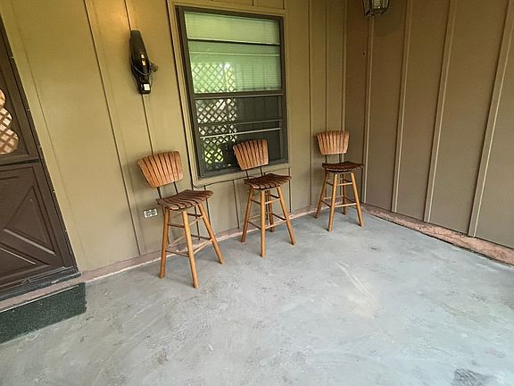 5th image of 8594 Hanford Dr