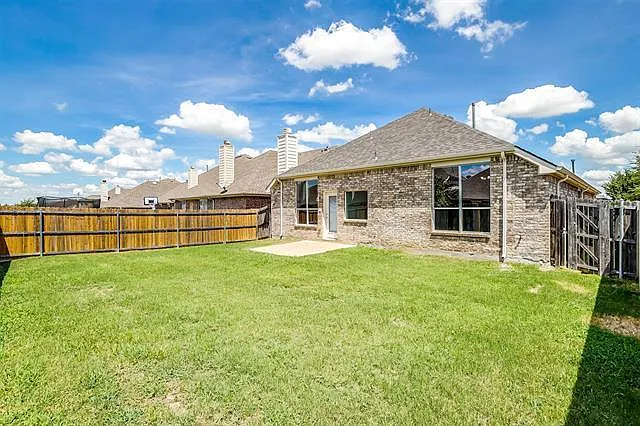 2692 Lake Ridge Dr — Photo 24