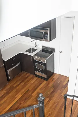 Rented by Compass | media 53