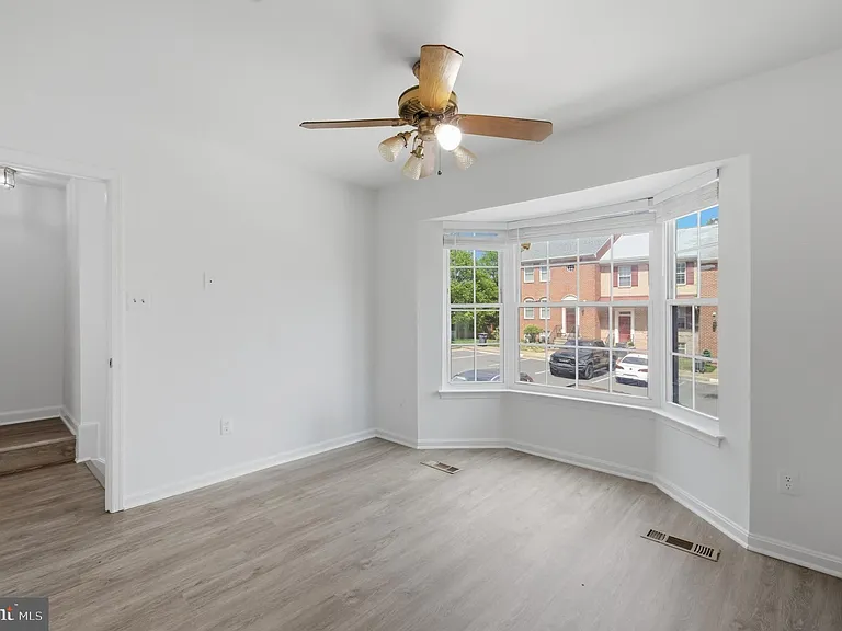 46601 Carriage Ct — Photo 7