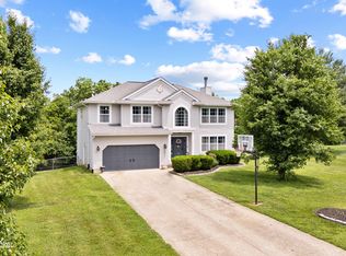 350 Pin Oak Dr, Taylorsville, KY 40071