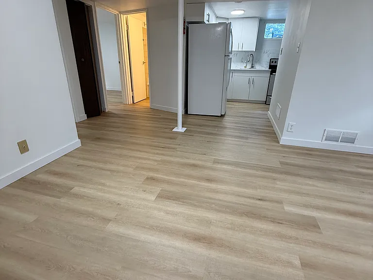 512 32nd Ave NE — Photo 6
