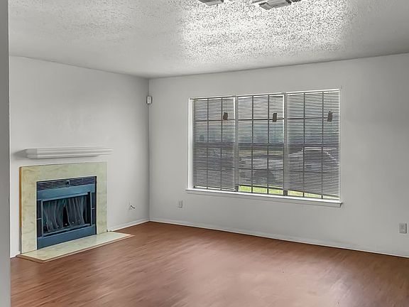 4th image of 600C Starlinda Ct