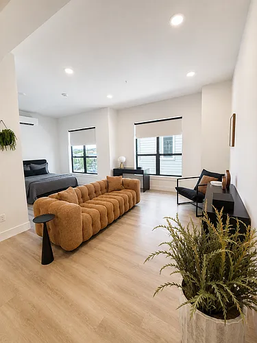 21806 E Indiana Ave #203 Photo 1