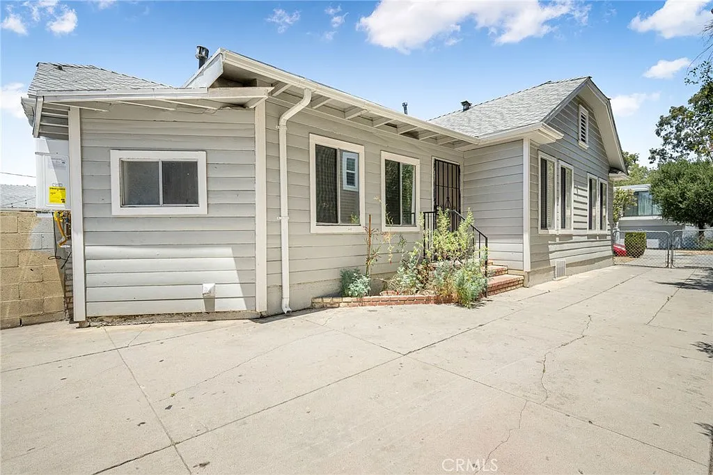 4 bed, 1500 sqft, $3,995 — Photo 4
