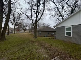1222 W Brooks St #A, Claremore, OK 74017