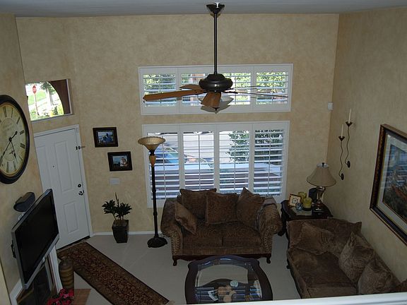 2nd image of 1205 Reggio Aisle