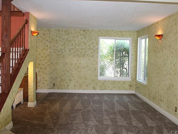 4th image of 27706 Bacon Ct