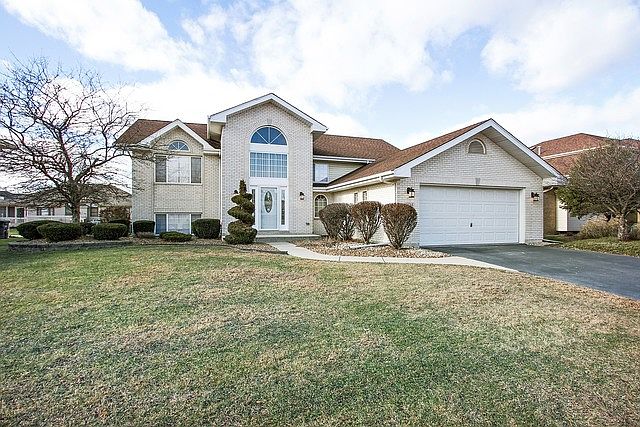 1st image of 18134 Charlotte Dr