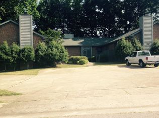 4700 Courtside Place, Raleigh, NC 27604