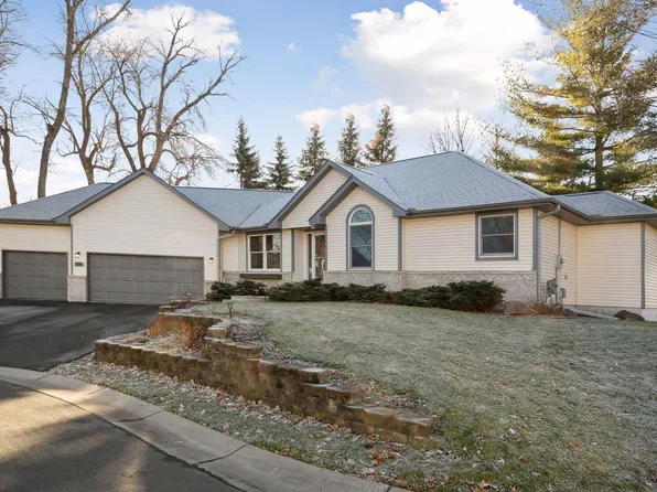 231 Hilltop Ln, Waconia, MN 55387