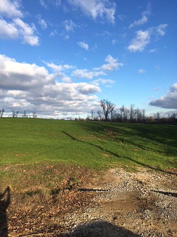 1st image of Pebble Creek Dr