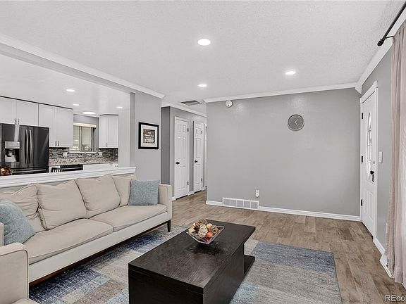 3rd image of 8939 W 91st Place