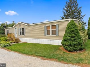 115 W Water St, Abbottstown, PA 17301