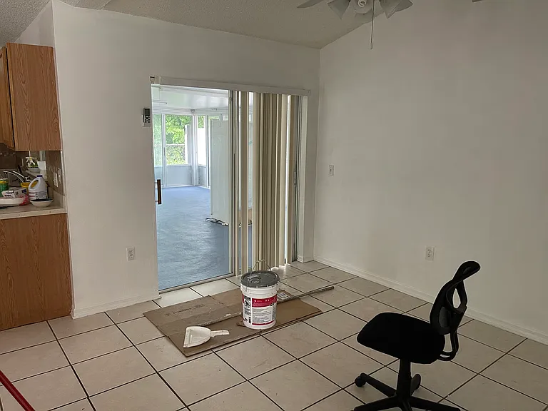 4 Burbank Dr — Photo 21